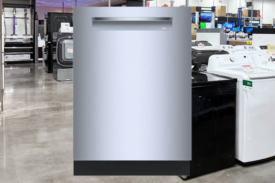 Best Buy is offering this smart dishwasher for $150 less right now