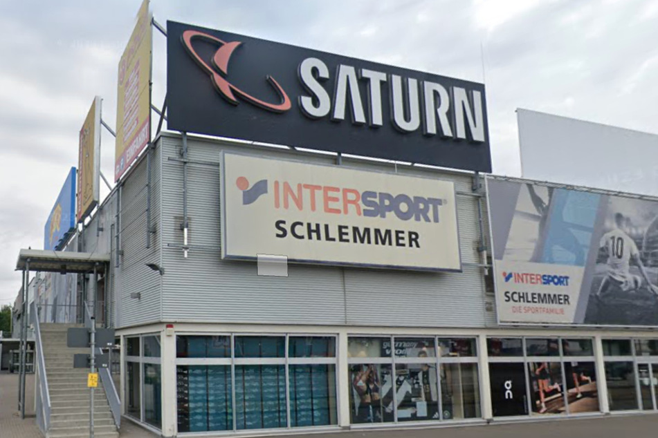 Saturn Kaiserslautern auf der Merkurstraße 62-64.