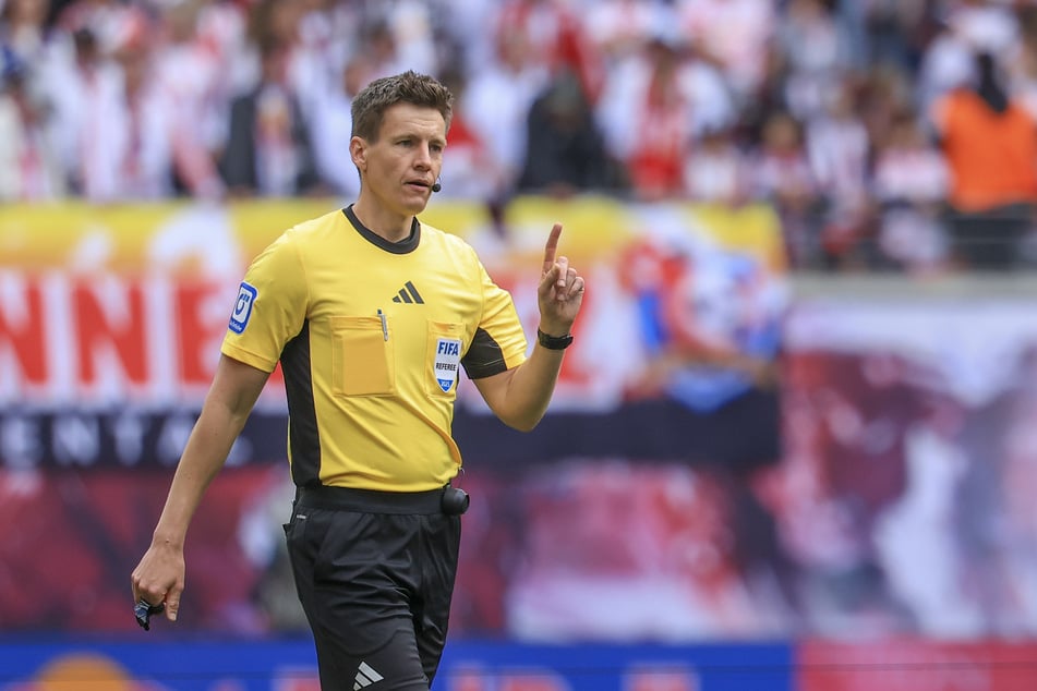 In dieser Saison ist es für Daniel Siebert (41) die erste Partie des Hamburger SV.