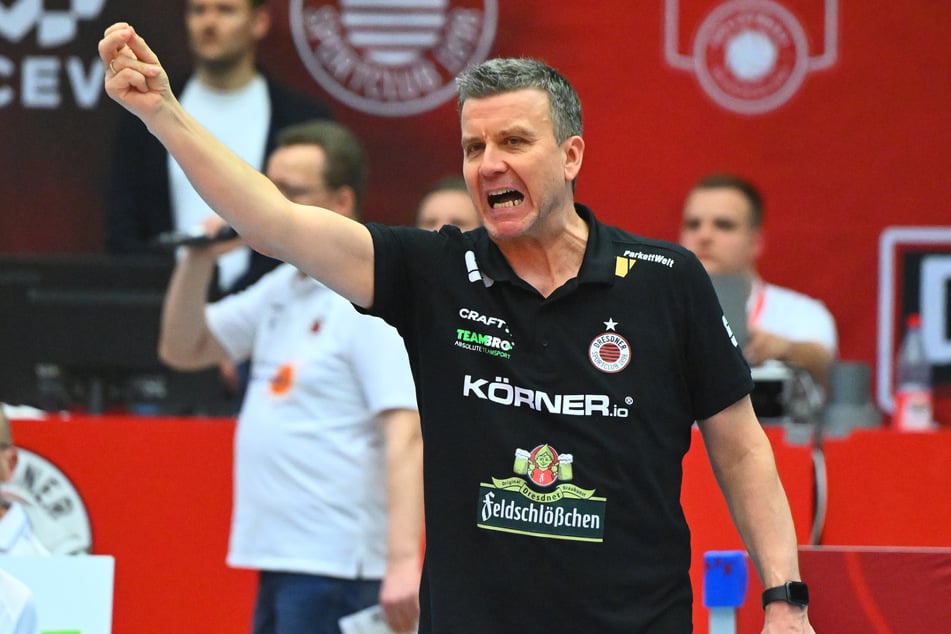 Das DSC-Team von Chefcoach Alex Waibl (57) spielt an diesem Mittwochabend um den Einzug ins Europapokal-Finale.