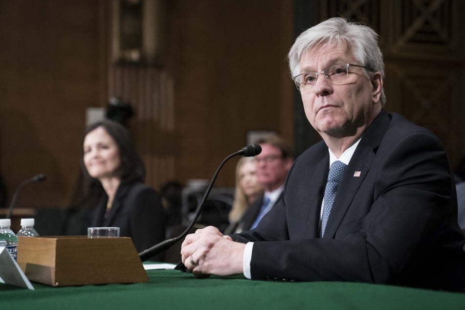 Federal Reserve governor calls for rate cut amid Trump pressure