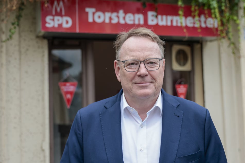 Oberbürgermeister Torsten Burmester (62, SPD) will den Kampf gegen HIV und Aids in Köln vorantreiben.