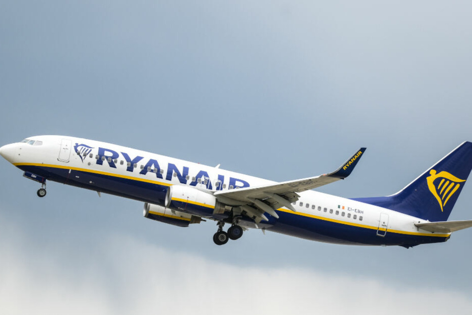 Die Fluggesellschaft Ryanair bietet ihren Kunden nun eine digitale Covid-19-Reisebrieftasche an.
