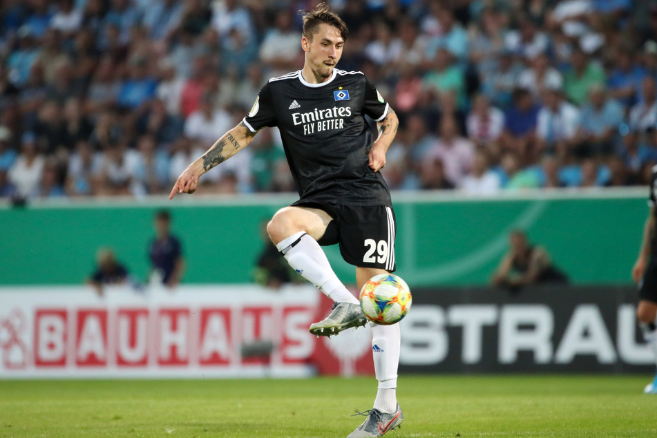 Beim SSV Jahn Regensburg und beim Hamburger SV spielte Adrian Fein (22) bereits eine prägende Rolle in der 2. Bundesliga.