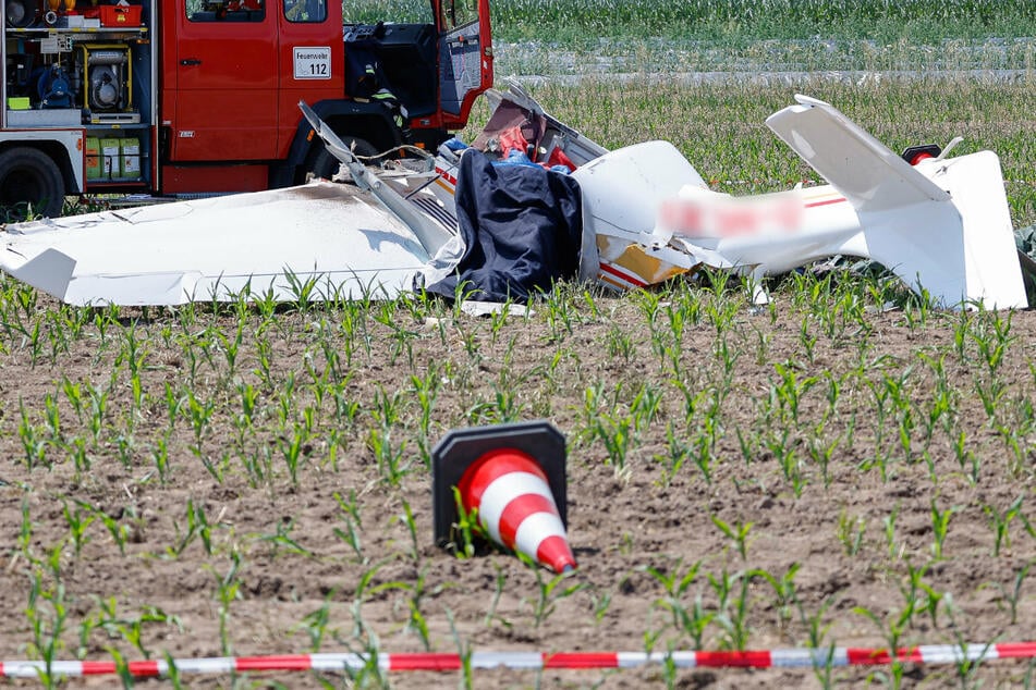Flugzeugabsturz in Bayern: Polizei nennt Details zu den beiden Opfern