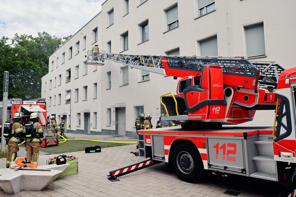 Feuer in Wohnkomplex in Aschaffenburg: Zwölf Menschen erleiden Verletzungen