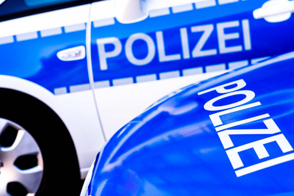 Die Autobahnpolizei wurde am Dienstag auf die A38 in Richtung Leipzig gerufen. Einem Mercedes Vito war während der Fahrt ein Reifen geplatzt. (Symbolbild)
