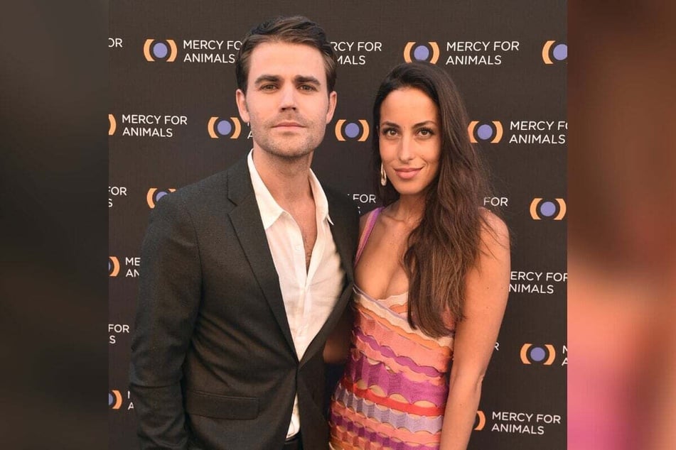 Paul Wesley and Ines de Ramon on the red carpet before their split.