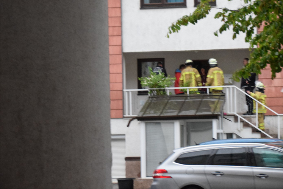 Gartenmauer stürzt ein: Evakuierung von mehreren Häusern angeordnet