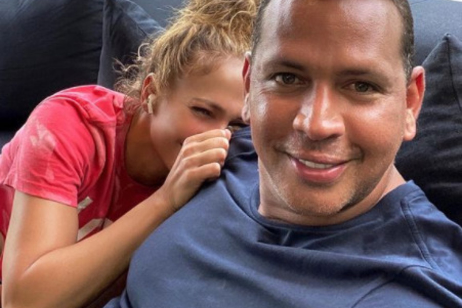 Alex Rodriguez (r) and Jennifer Lopez (l) split in April after four years together.