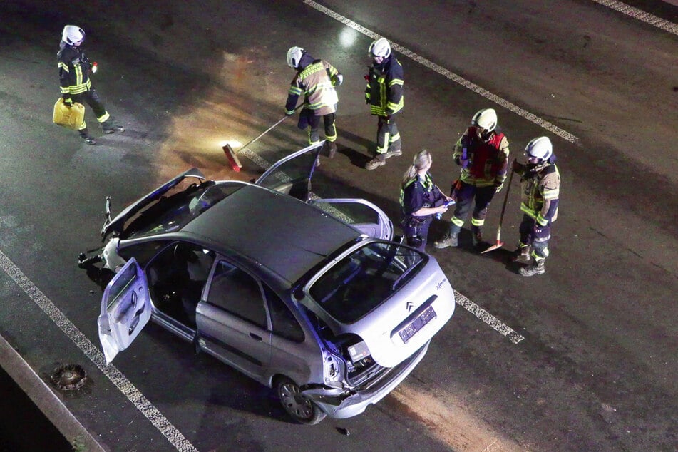 Auf dem linken Fahrstreifen der A3 kam der Citroën nach dem Crash zum Stehen.
