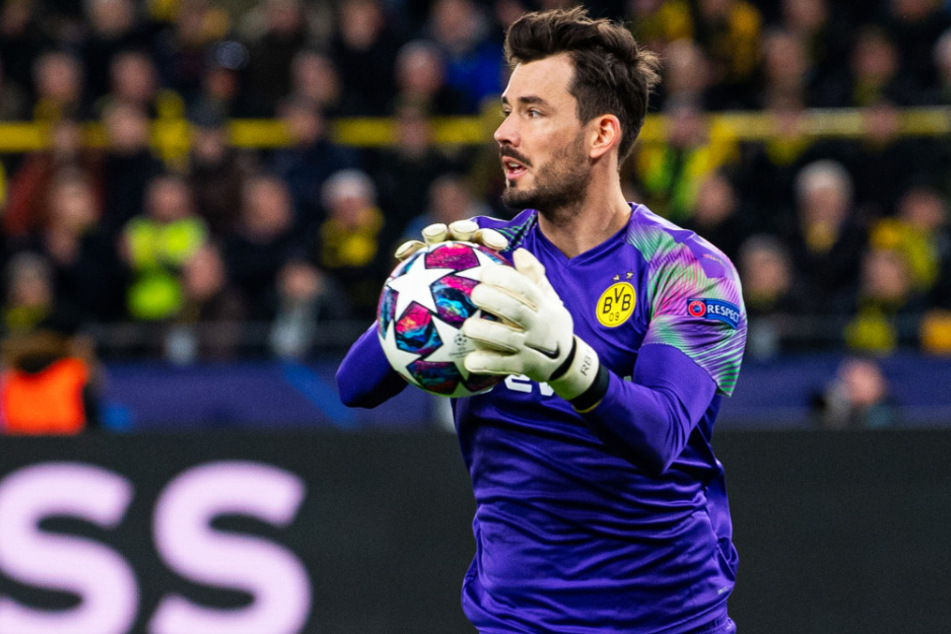 Roman Bürki (29) erklärte am Mikrofon bei "Sky", dass er seinen Vertrag beim BVB verlängern wird.