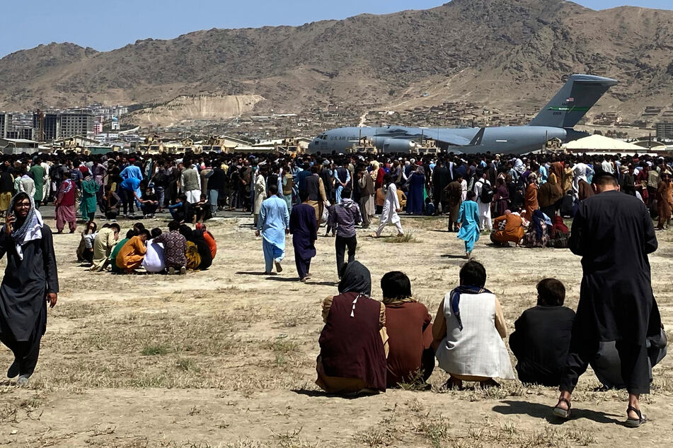Nach Macht-Übernahme der Taliban: Usbekistan will Fluchtbewegung verhindern
