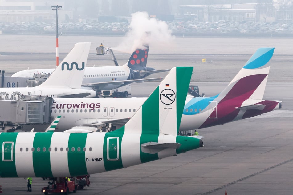 Der Flughafen Hamburg erwartet zum Ferienstart zahlreiche Passagiere. (Symbolfoto)