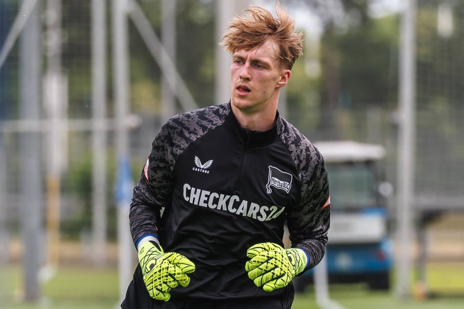 Hertha-Keeper Tim Goller (20) fällt nach einer Schulter-OP auf unbestimmte Zeit aus.