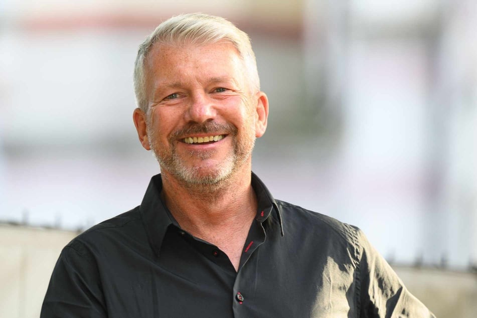 HCE-Präsident Uwe Saegeling (59) formulierte das klare Saisonziel für den HC Elbflorenz: Aufstieg in die Bundesliga.