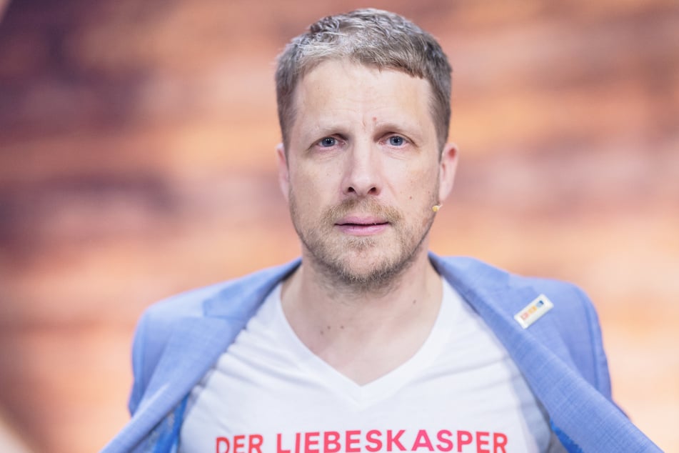 Am Montag hat Comedian Oliver Pocher (46) sein neues Programm "Die Abrechnung des Jahres" gestartet und unter anderem über die Trennung von Amira Aly (32) gesprochen.