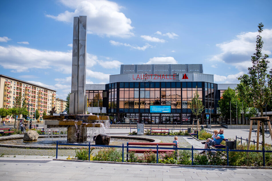 Die Stadt Hoyerswerda erhielt sogar 18,5 Millionen Euro zur Sanierung der Lausitzhalle.