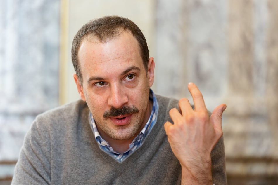 Florian Teichtmeister (45) wurde für den Besitz von 76.000 Dateien mit kinderpornografischem Inhalt verurteilt. Nun soll er gegen die Bewährungsauflagen verstoßen haben. (Archivbild)
