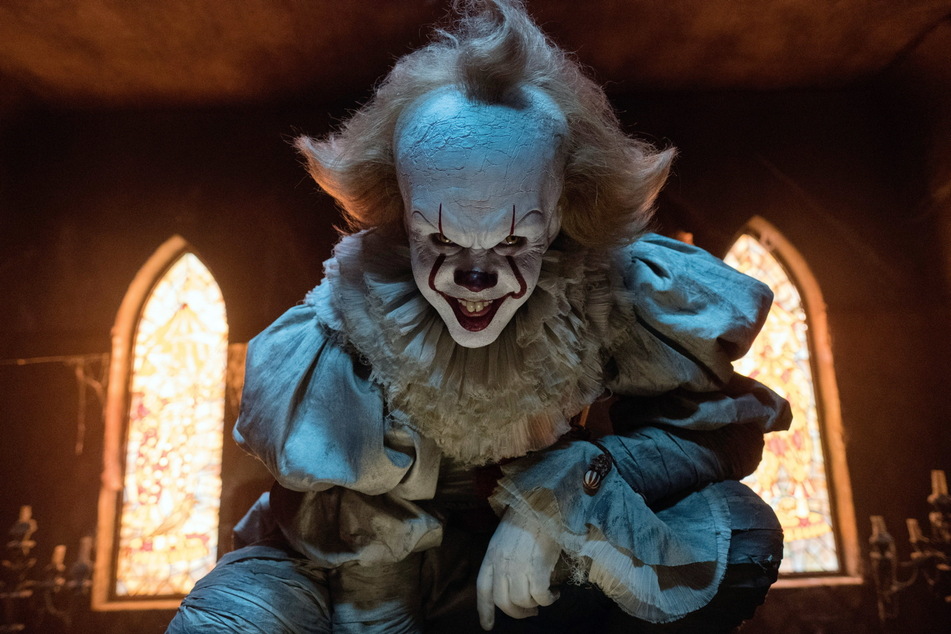 On Sunday evening, the clown Pennywise in 