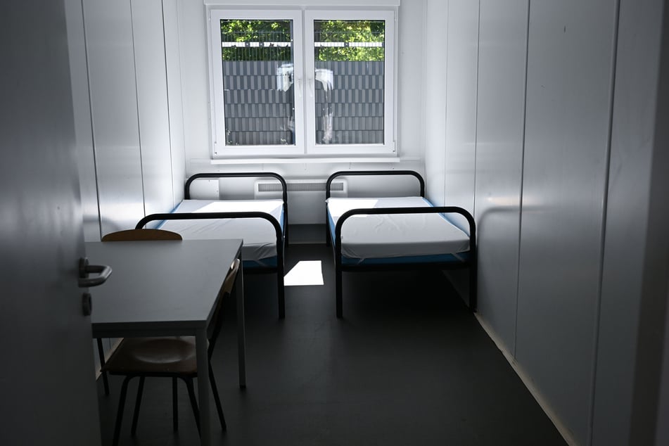 Der Flüchtlingsrat kritisiert das neue Konzept und warnt vor gesundheitlichen Gefahren für Asylbewerber.