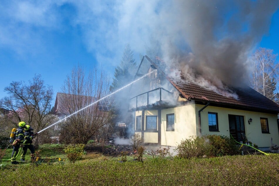 Das Gebäude wurde durch den Brand stark beschädigt.