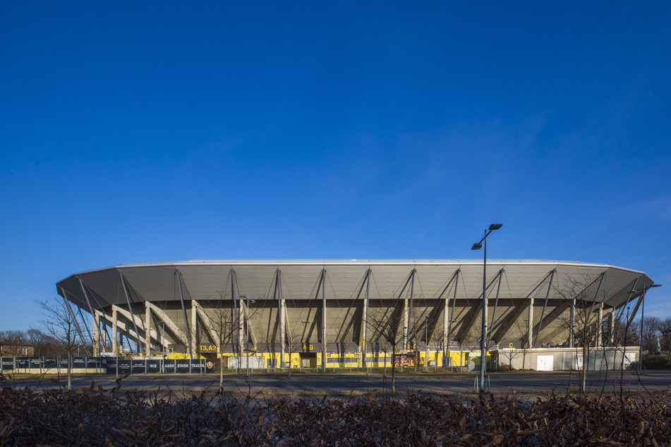 Der Streit um den Stadion-Zuschuss für die Dynamos wird im Stadtrat entschieden.