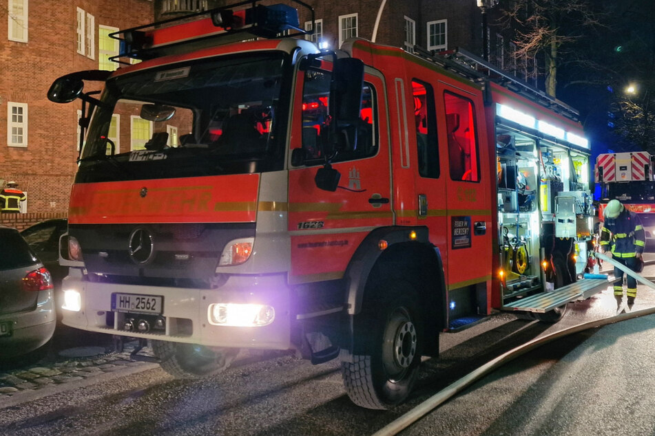 Hamburg: Brand in Hamburger Tropeninstitut: Eine Person verletzt