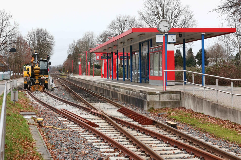 Der Bahnhof Hasloh liegt auf dem Streckenabschnitt von Eidelstedt nach Kaltenkirchen.