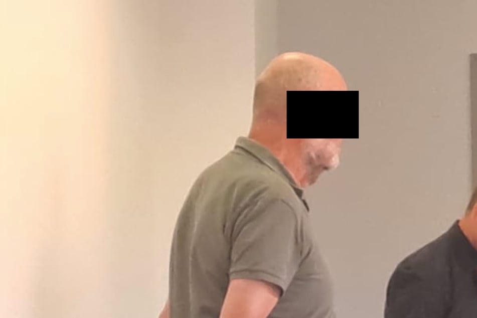 Karsten L. (68) muss sich seit Montag vor Gericht verantworten.