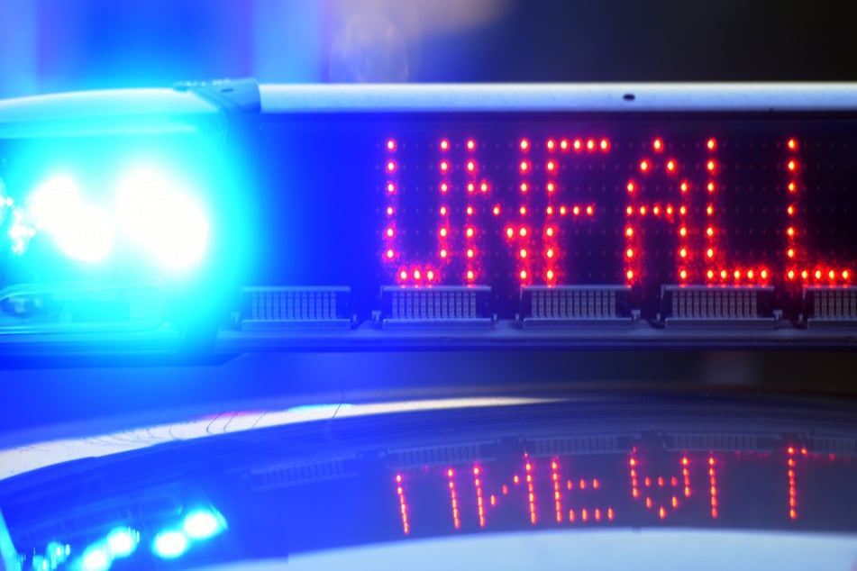 Auf der A92 ist es zu einem Unfall gekommen. (Symbolbild)