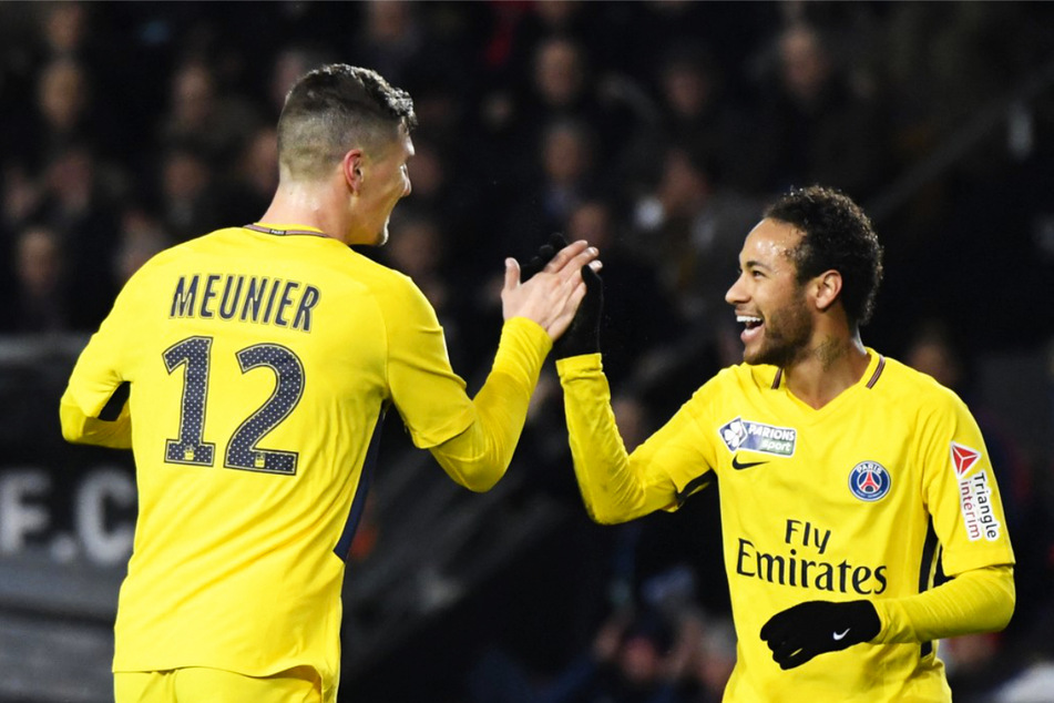 Später spielten Thomas Meunier (l.) und Neymar bei Paris Saint-Germain zusammen und liefen in 44 Pflichtspielen gemeinsam auf.