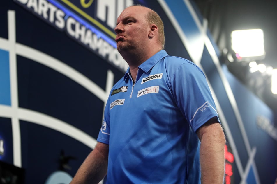 Vincent van der Voort (50) oficiálně ukončil svou dartsovou kariéru těsně před mistrovstvím světa.
