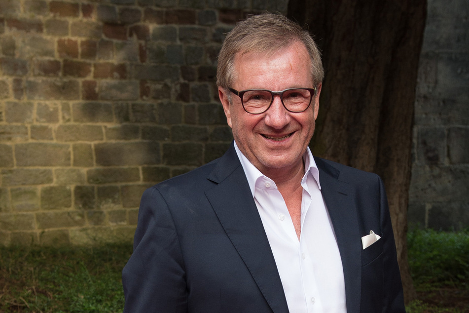 Jan Hofer (71) plauderte im Podcast über seine Hippie-Zeit und "Let's Dance".