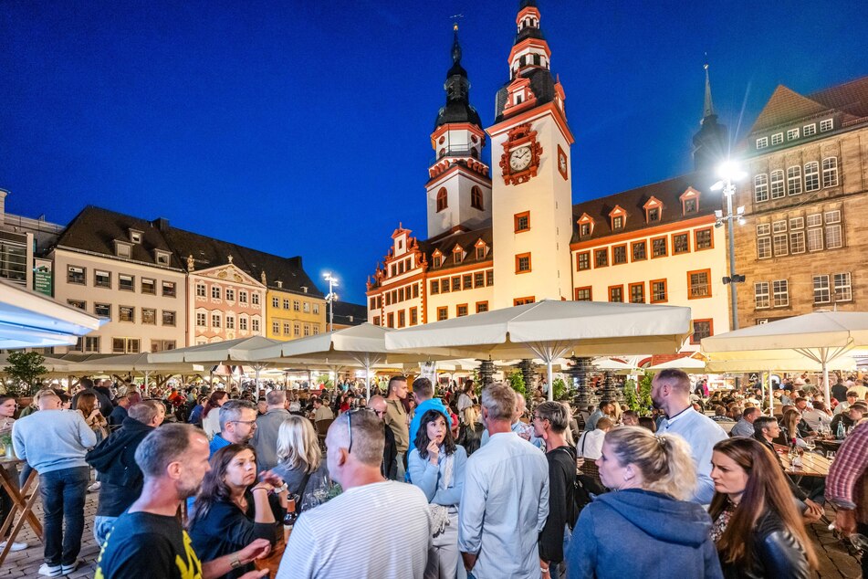 Das Chemnitzer Weinfest hat noch bis zum 13. August geöffnet.