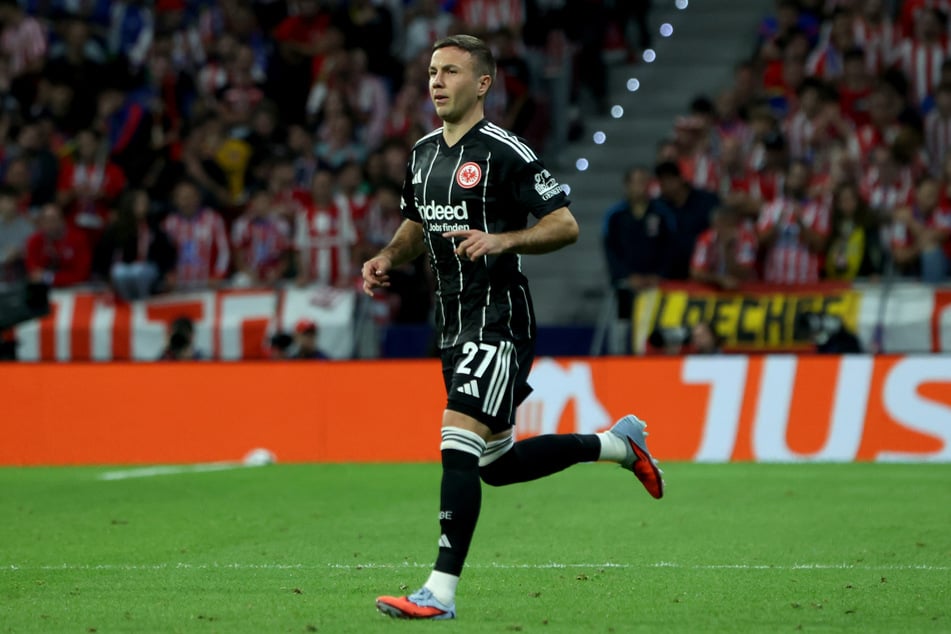 Eintracht-Fans müssen sich in Sachen Vertragsverlängerung von Götze noch gedulden.