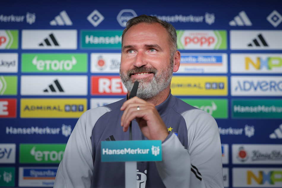 HSV-Cheftrainer Tim Walter (47) freut sich "fast" auf ein Heimspiel.