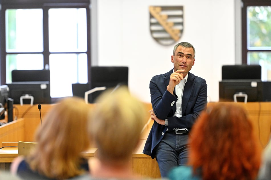 Richter Janko Ehrlich (52) stellte sich Fragen von Besuchern.