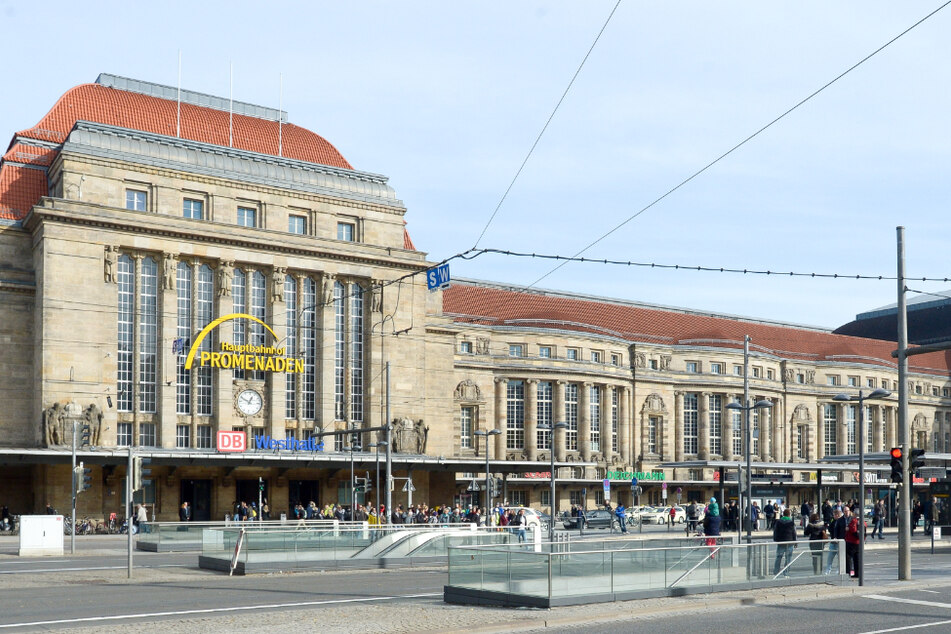 Ein Mann mit mehr als 5 Promille intus randalierte am Montag am Leipziger Hauptbahnhof. (Archivbild)