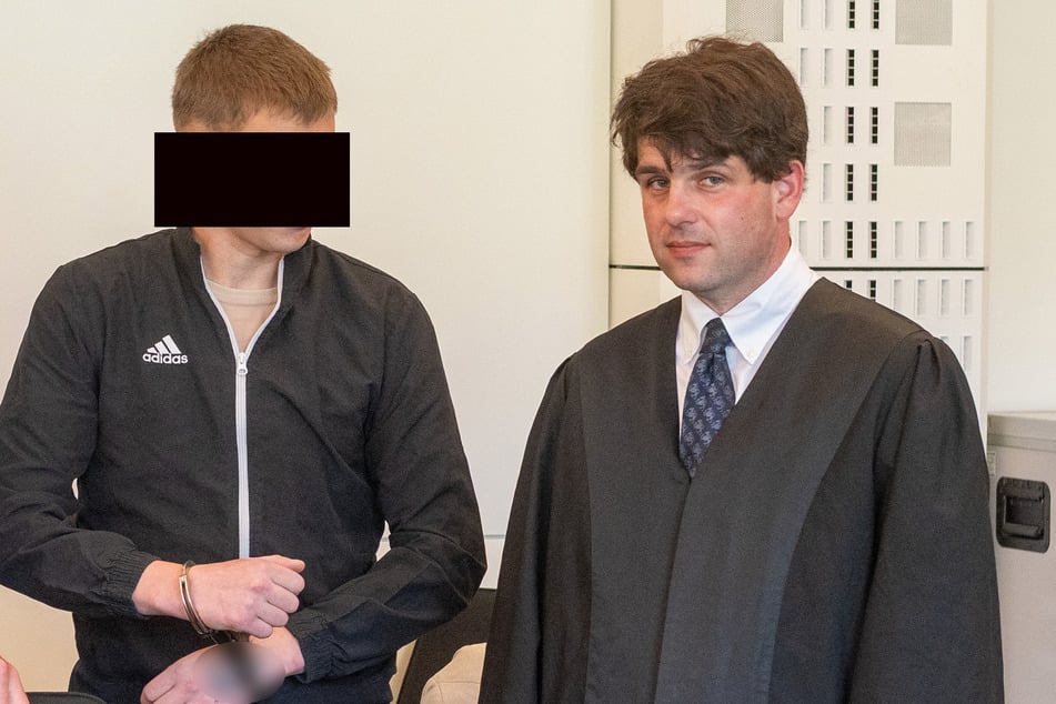 Pawel K. (25, links) mimte bei den Fahndern den "großen Autodieb". Das Gericht glaubte dem Polen aber kein Wort.