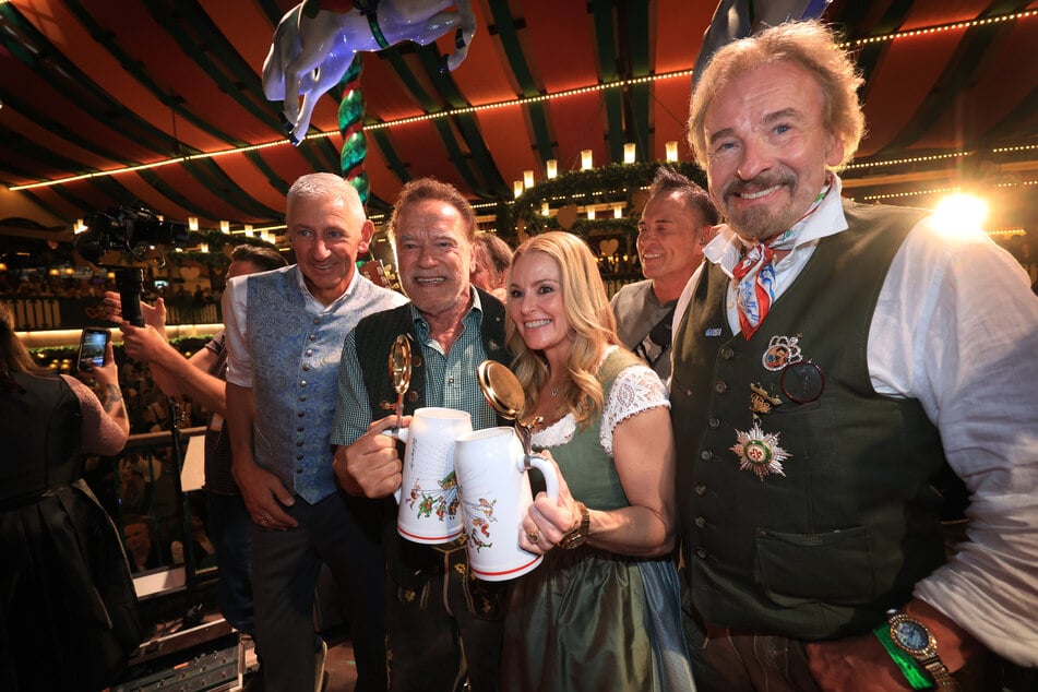 Promi-Alarm auf dem Oktoberfest: Wiesn-Eröffnung mit Influencern und Stars