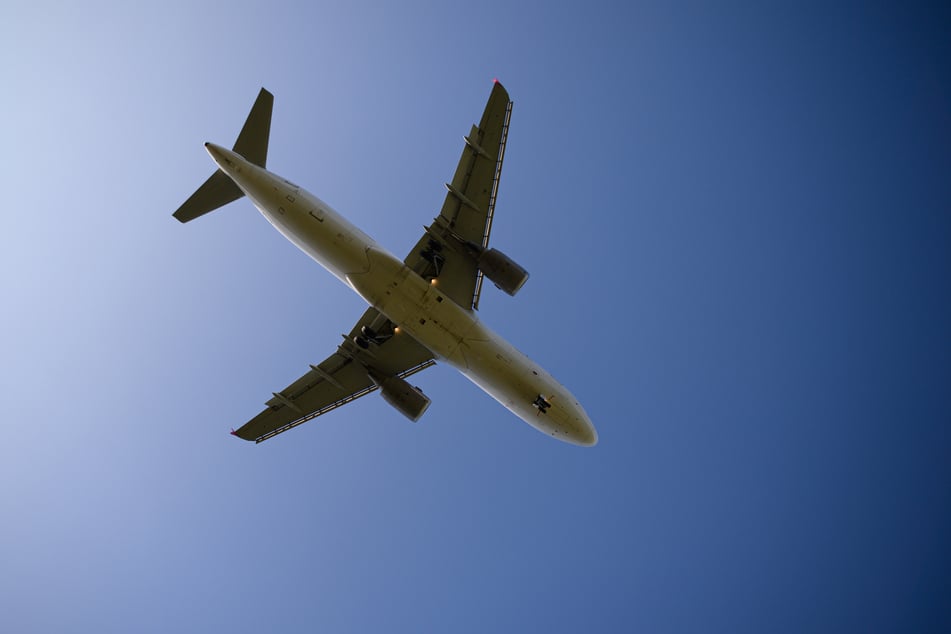Immer wieder lassen Airlines über Dresden sogenannte "Touch-and-Go-Flüge" trainieren. Dies gefällt nicht jedem Anwohner. (Archivbild)