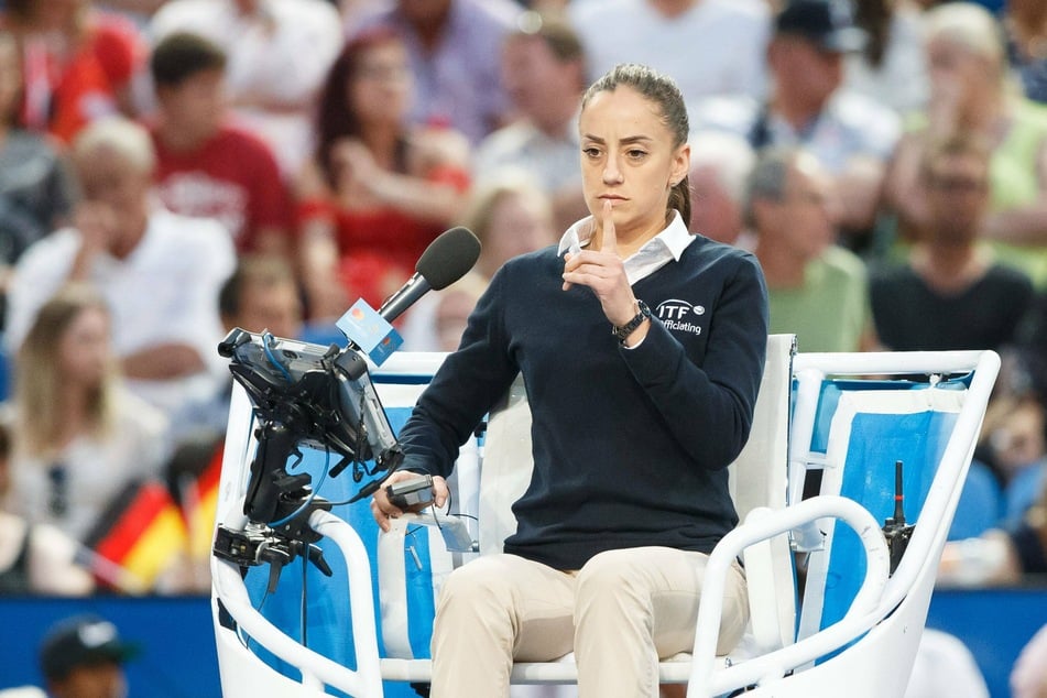 Boris Becker couldn't help himself and just had to comment on umpire Marijana Veljovic's appearance.