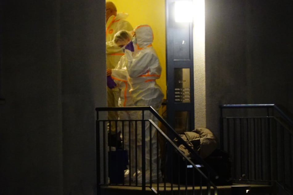Die Spurensicherung war vor Ort im Einsatz, ein Tatverdächtiger (43) wurde festgenommen.