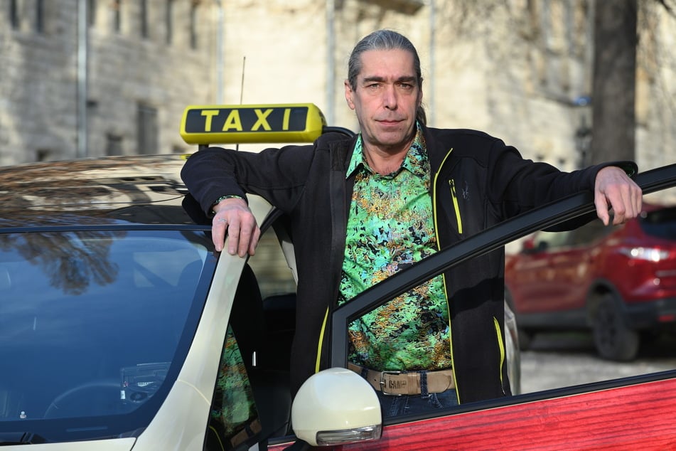 Freut sich trotz Fahrermangels auf die Kulturhauptstadt: Taxi-Unternehmer Sven Spinka (55).