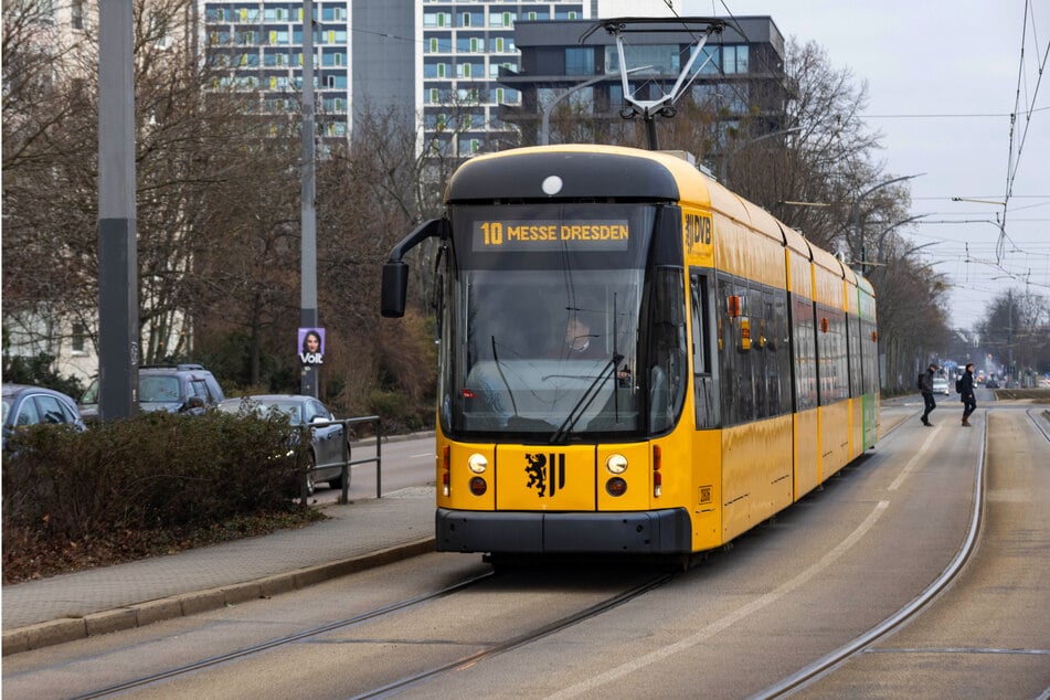 Die Straßenbahnlinien 7 und 10 werden ab Freitag umgeleitet.