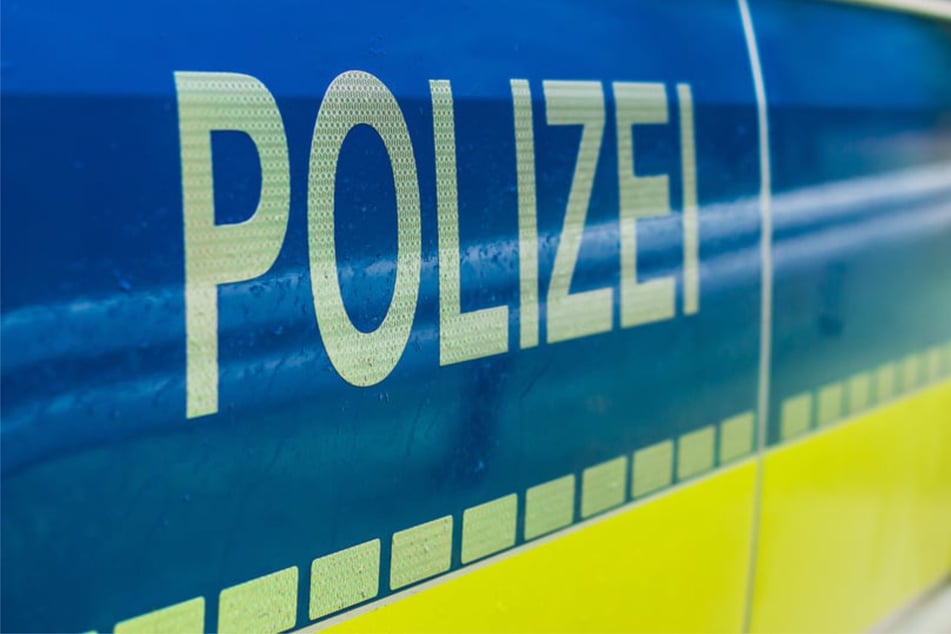 Fahrerflucht nach Unfall in Dresden-Cotta: Polizei sucht Zeugen