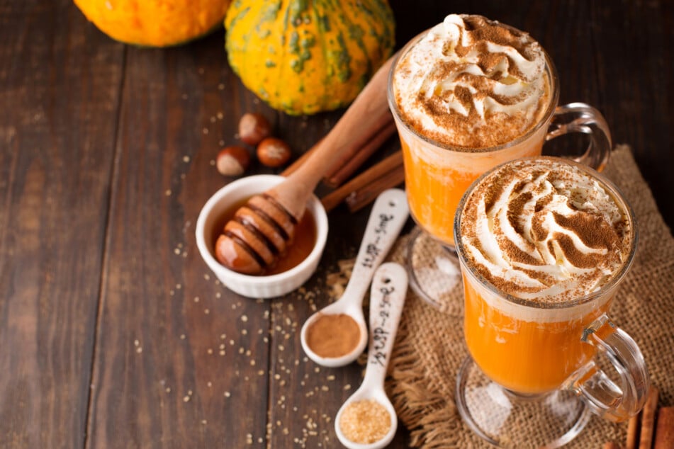 How to make pumpkin spice lattes at home