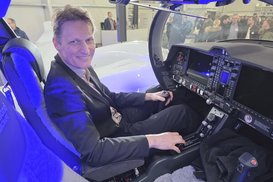 Johannes Markmiller (48) hatte das Flugzeug nach Kamenz geflogen.