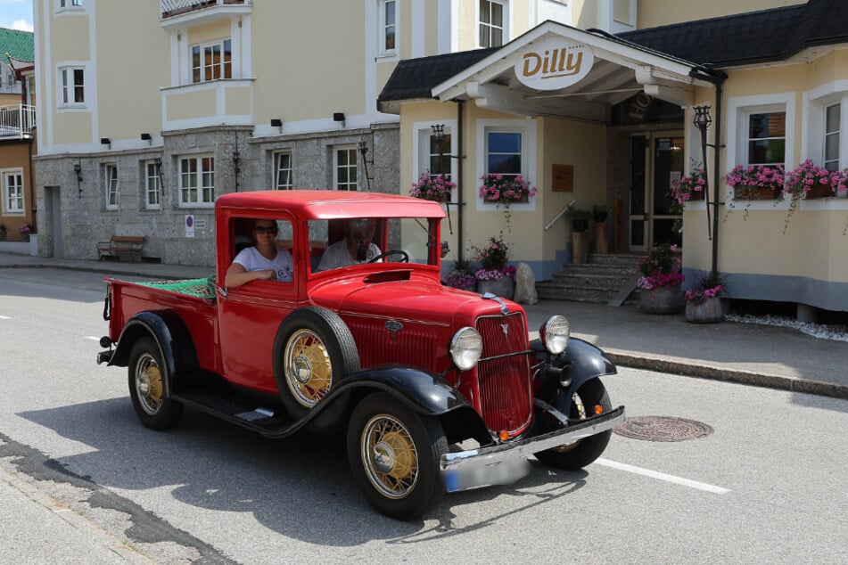 Dieses Mal ging es mit einem Ford Pickup (Baujahr 1934) ins Trainingslager.